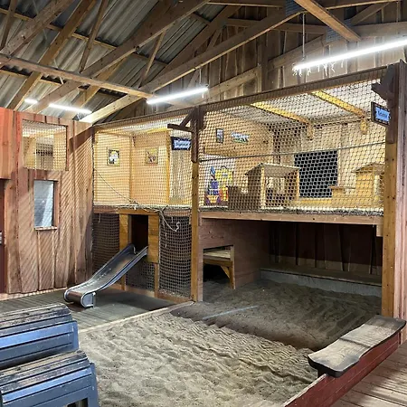 Bernsteinland Hirschburg Prázdninový areál Ribnitz-Damgarten