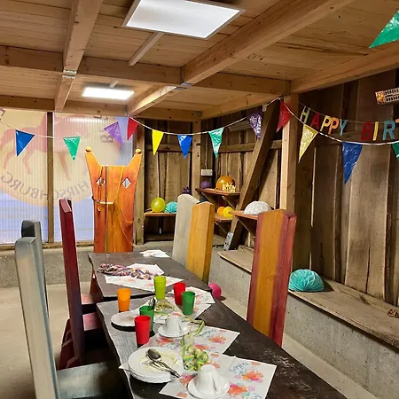 Bernsteinland Hirschburg *